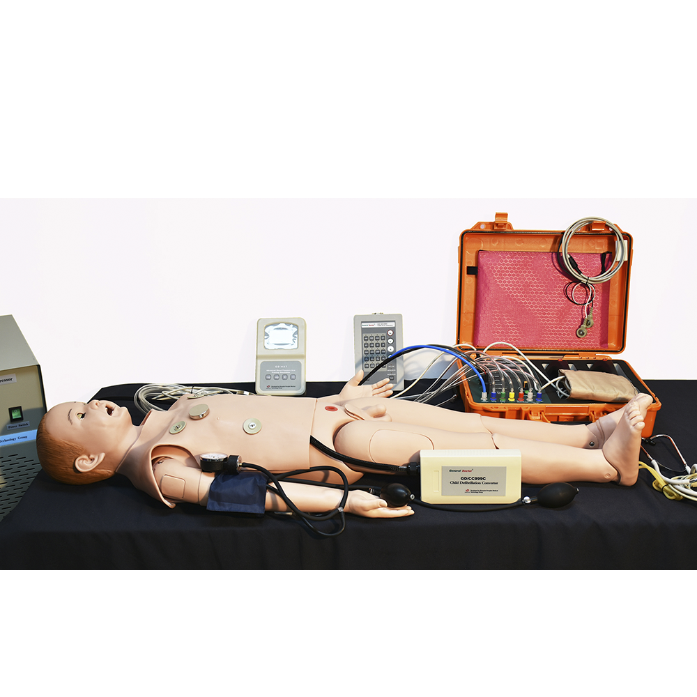 Maniqui infantil (5 años) para entrenamiento en situaciones de emergencia (comprehensivo). acls